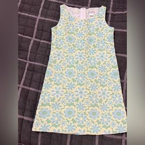 Beautiful classy dress for girls.